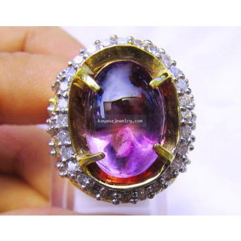 BATU PERMATA KECUBUNG KALIMANTAN.  batu permata